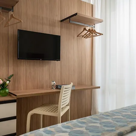 Calypso- Marina Centro Rimini