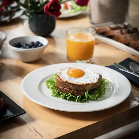 Calypso- Marina Centro