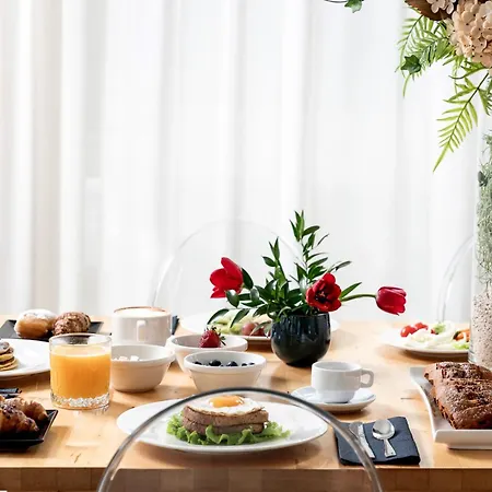 Calypso- Marina Centro Hotel