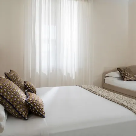 Hotel Calypso- Marina Centro