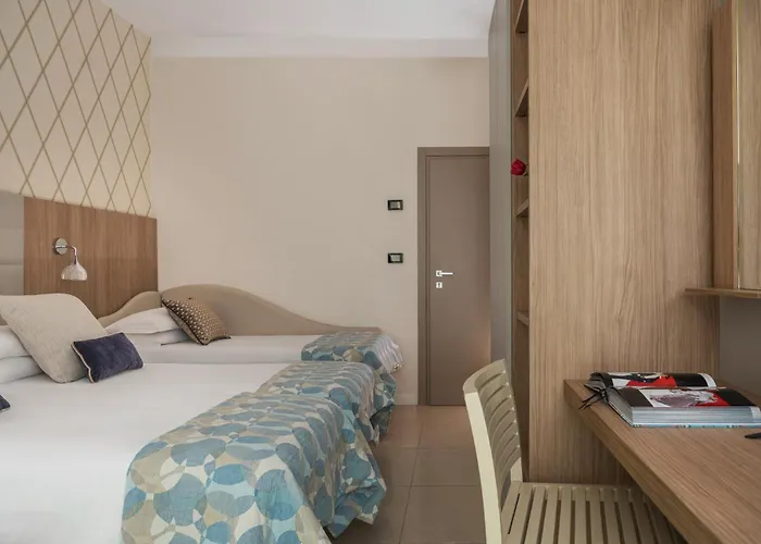 Calypso- Marina Centro Hotel