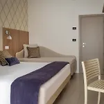 Calypso- Marina Centro