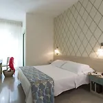 Calypso- Marina Centro Hotel