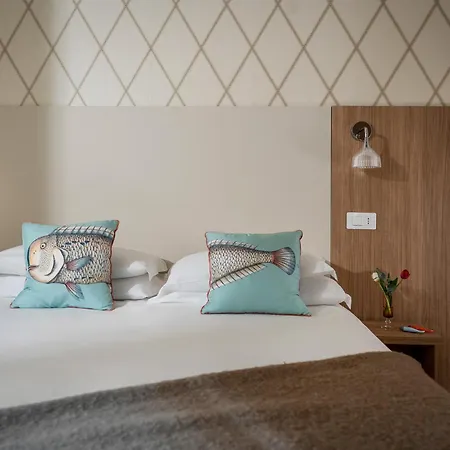 Calypso- Marina Centro