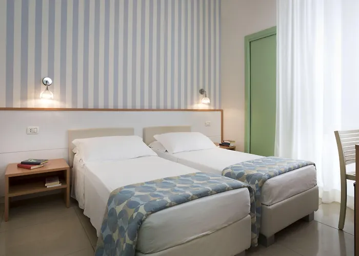 Hotel Calypso- Marina Centro