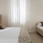 Calypso- Marina Centro